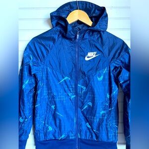 NIKE full zip youth size medium loose fitting hooded wind jacket